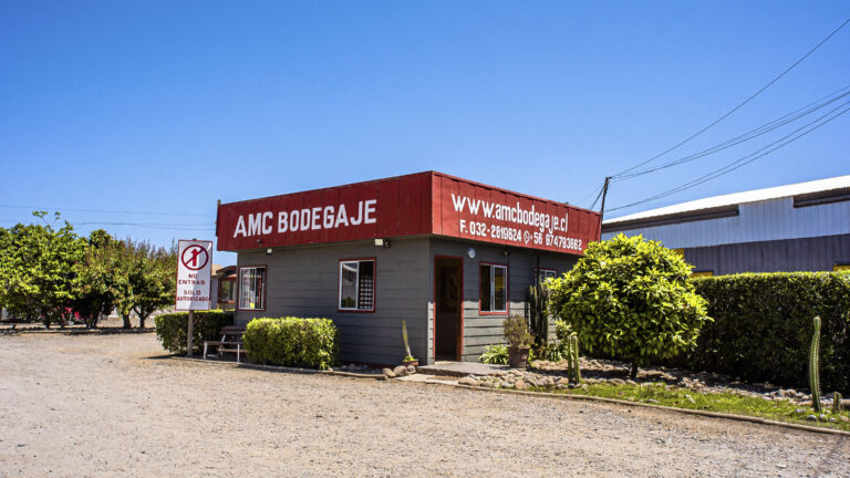 bodega pequeña vs mediana